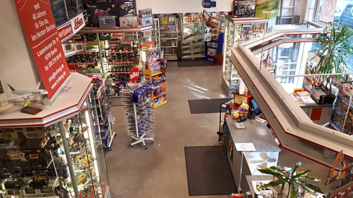 Der Kassenbereich von oben